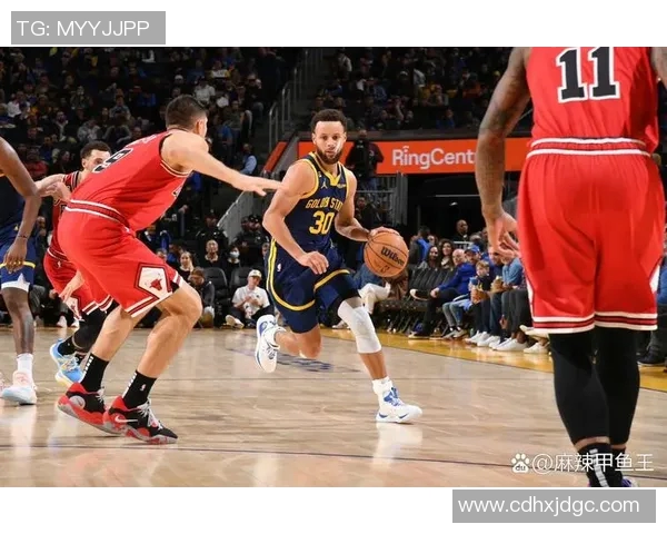 6犯离场！小贾伦14中7得到18分8篮板6盖帽